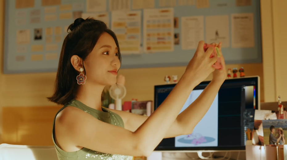 知乎求职季品牌创意宣传片​《一个工位的演讲》-传播蛙